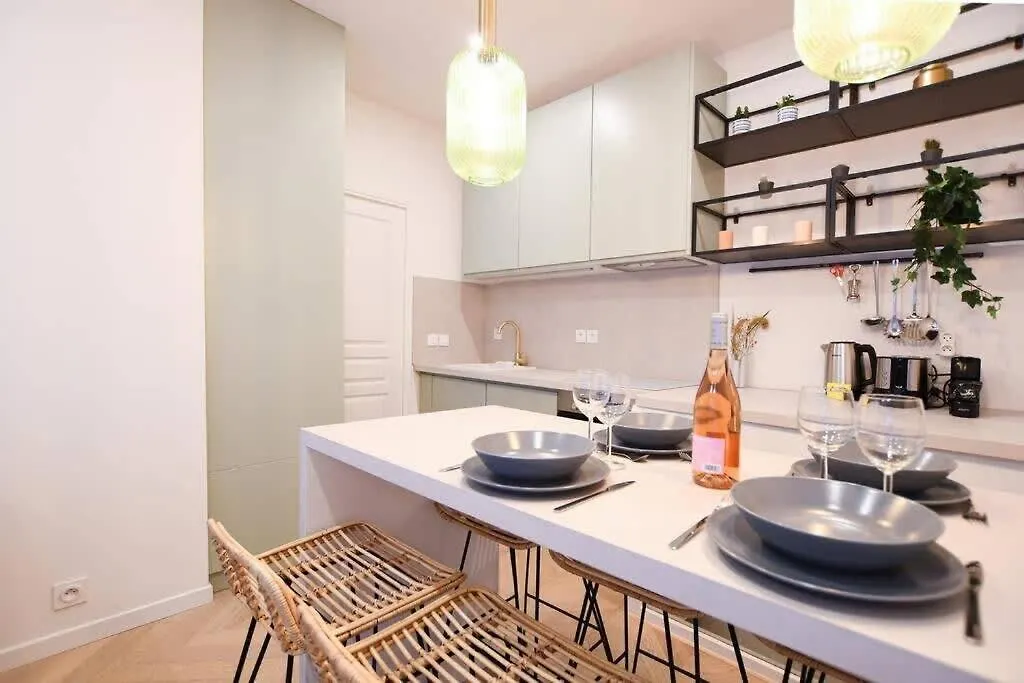 Bel Pour 6 Personnes Proche Champs Elysees Apartament Paryż
